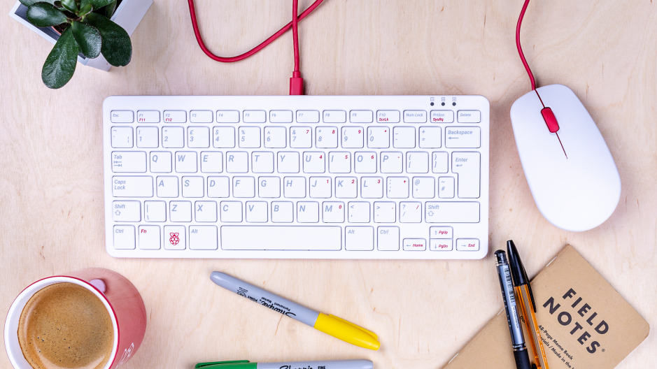 Clavier et souris officiels de la Raspberry Pi